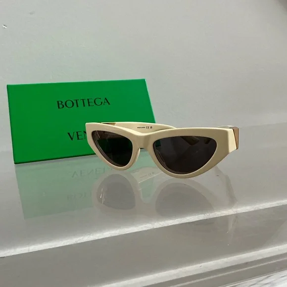 Bottega Veneta Ivory Cat-Eye Sunglasses- MORGAN STEWART